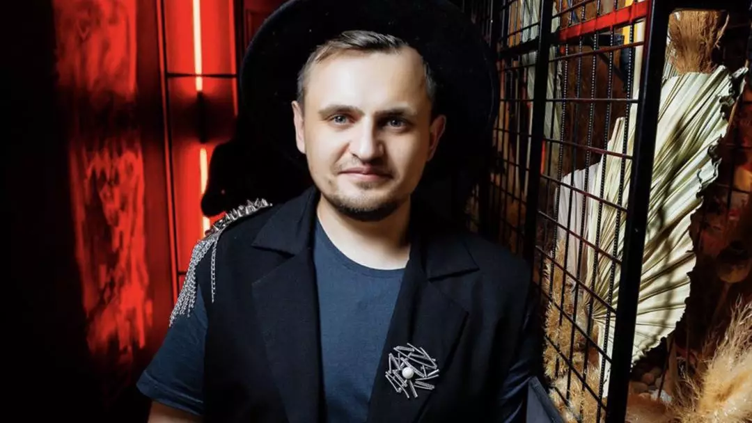 Певец Александр Фролов рассказал какими словами казахского языка восхищен