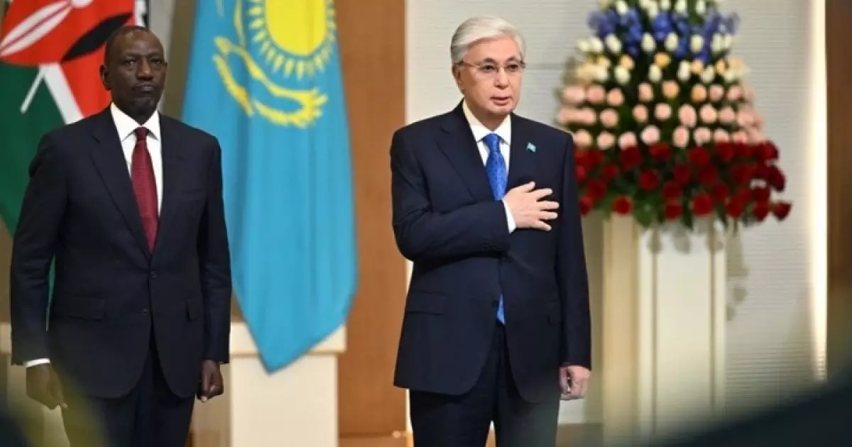  Қасым-Жомарт Тоқаев Тәуелсіздік сарайында Кения Президентін қарсы алды 