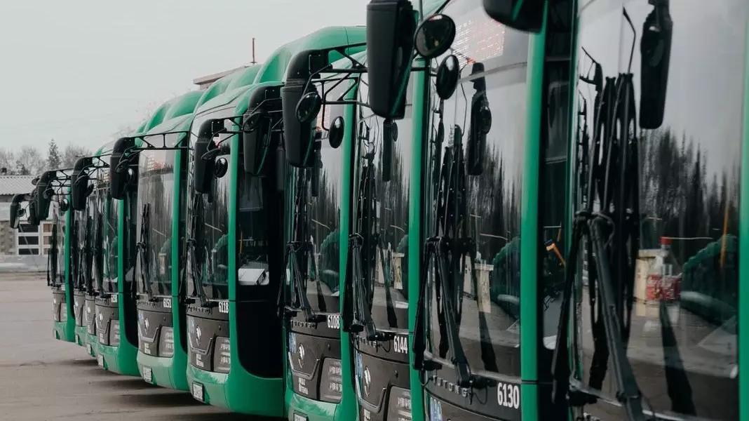  Халықтан апта сайын 800 шағым түседі: Алматыда автобус жүргізушілеріне бақылау күшейтілмек 