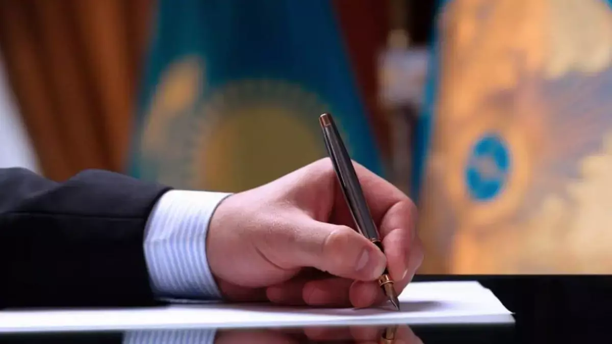 Полномочия, Курултай и новый преемник: Парламент Казахстана принял закон о Президенте - новости на Lada.kz 20.05.2026