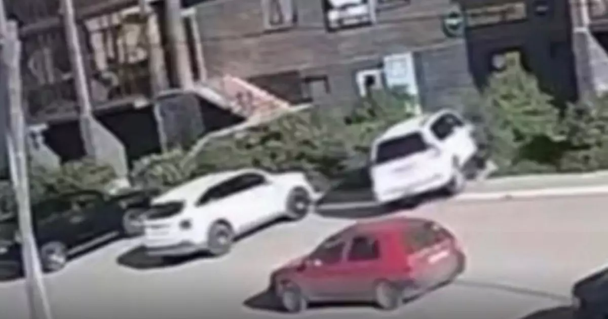  Көкшетауда жүргізуші тағы да педальдарды шатастырып, баланы қағып кетті 