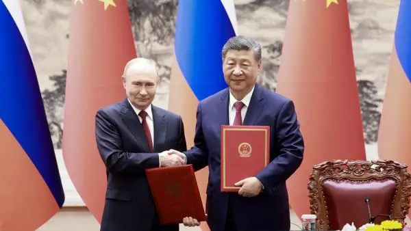 Бейжіңдегі үлкен келіссөз: Си мен Путин қандай мәлімдеме жасады?