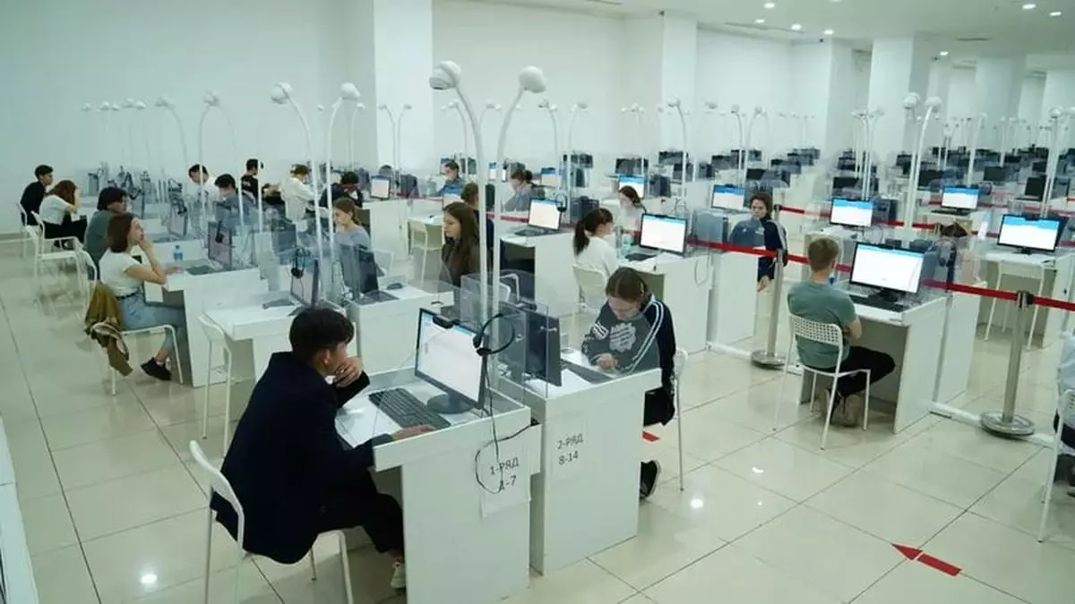 Во время ЕНТ в Казахстане произошёл технический сбой