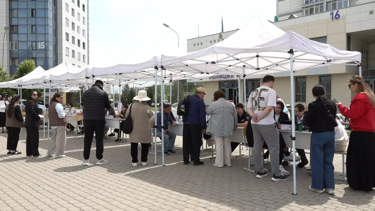 Алатау ауданында мемлекеттік қызметтер жәрмеңкесі өтті