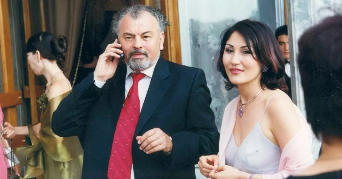  `Өз оқушыма ессіз ғашық болдым, кейін үйлендім`: Тұңғышбай Жаманқұлов ел естімеген шындығын айтты (ВИДЕО) 