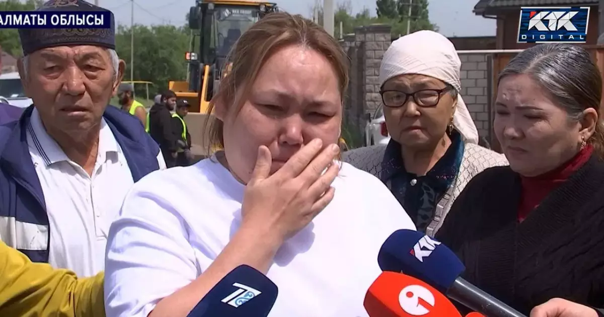  Қаскелеңде велосипед тепкен бала құдыққа соғылып, ауыр жарақат алды 