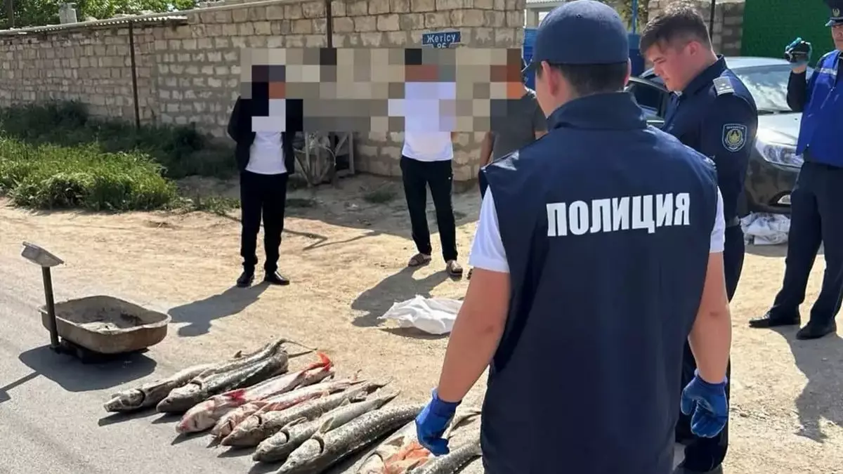 В пригороде Актау полиция изъяла осетровую рыбу и гашиш