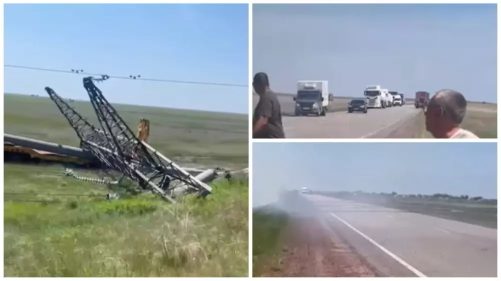 Ақмола облысында электр желісінің тірегі құлап, жолды жауып қалған