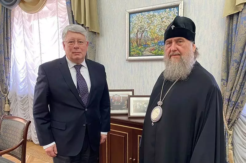 В Астане состоялась встреча главы Казахстанского митрополичьего округа с послом.