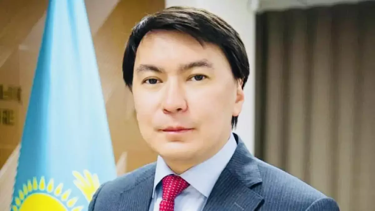 Михаил Гурман ҚФФ Президенті Марат Омаровтың көзбояушылығын әшкереледі