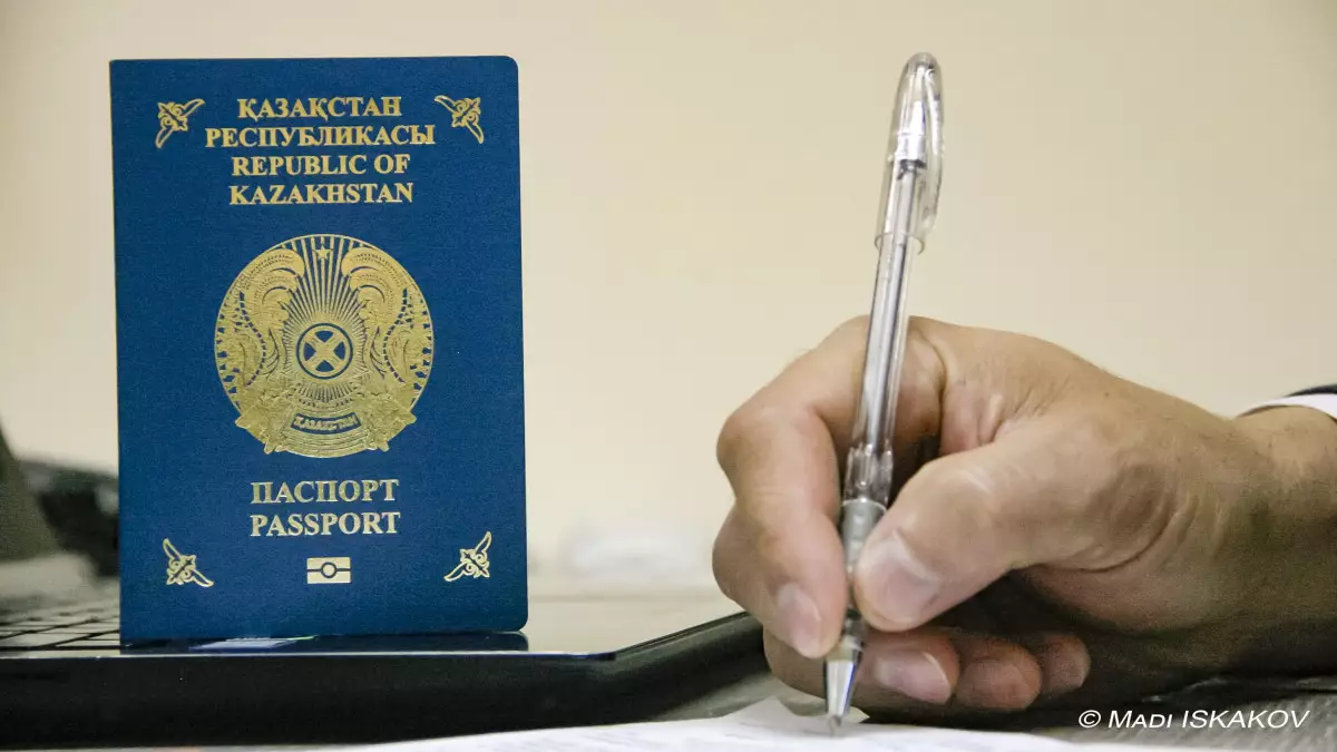 Нотариустарға туыстарының ісін жүргізуге тыйым салынбақ