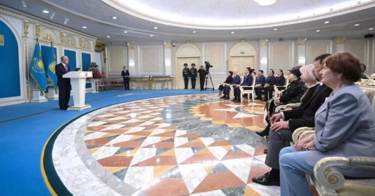  Мақпал Жүнісова «Барыс», Татьяна Бурмистрова «Отан» орденімен марапатталды 