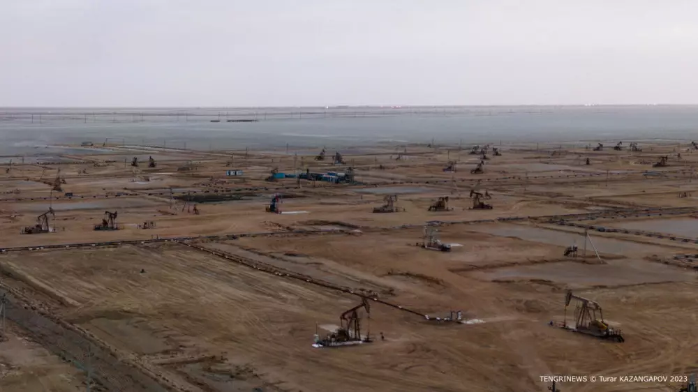 Қазақстан бюджеті мұнай бағасының төмендеуіне байланысты кірісінің бір бөлігінен айырылды