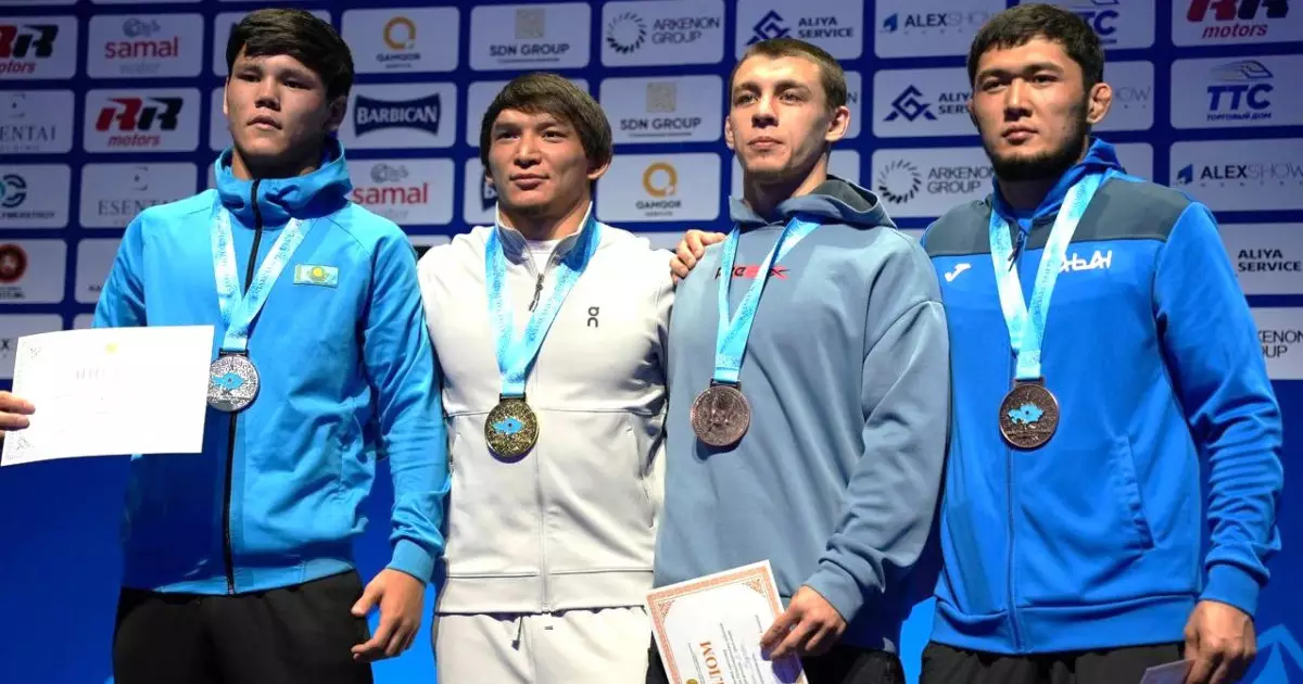  Ұлттық ұлан сарбаздары еркін күрестен Қазақстан Кубогінде жүлдегер атанды 