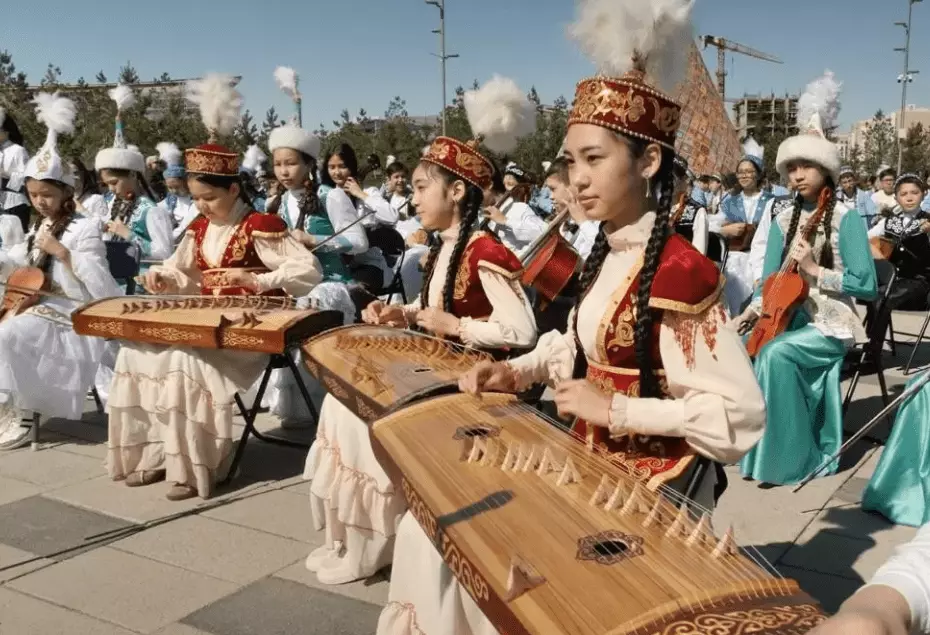 Национальную премию «Асыл мұра» учредят в Казахстане