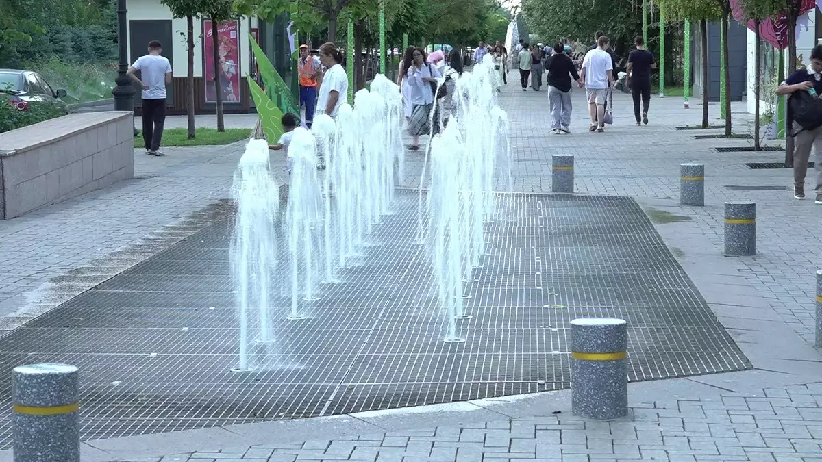 Алматыда жаздың басында аптап ыстық болады