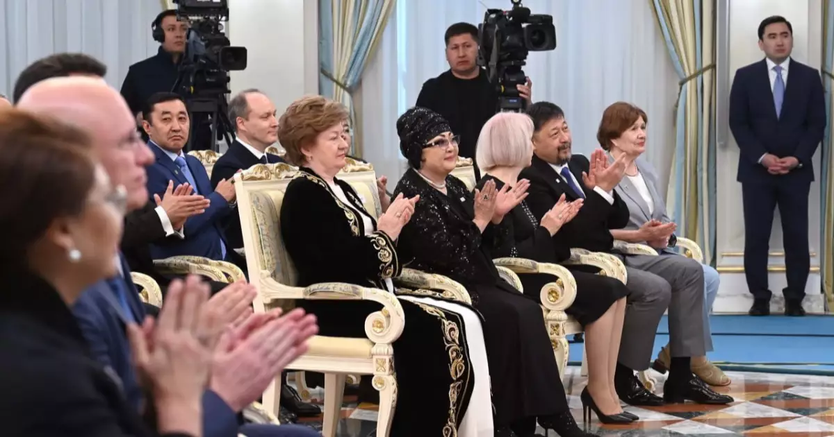 Мақпал Жүнісова мен Татьяна Бурмистрова марапатталды