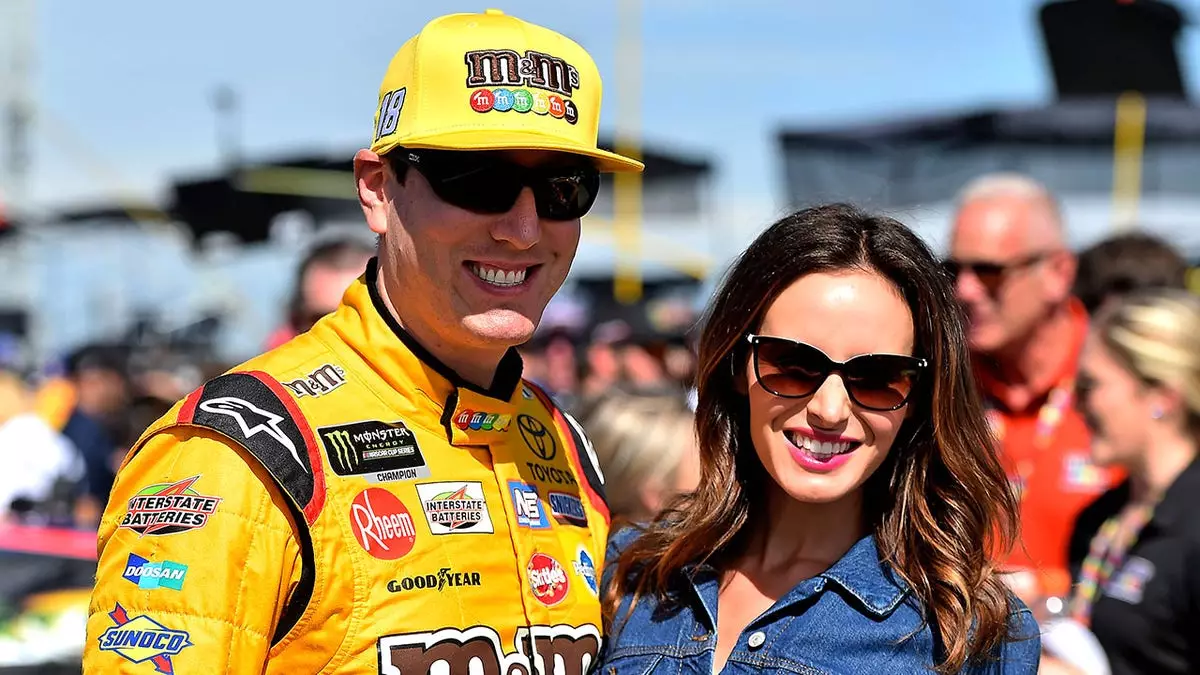 Двукратный чемпион NASCAR Cup Series Кайл Буш трагически скончался в возрасте 41 года после госпитализации.