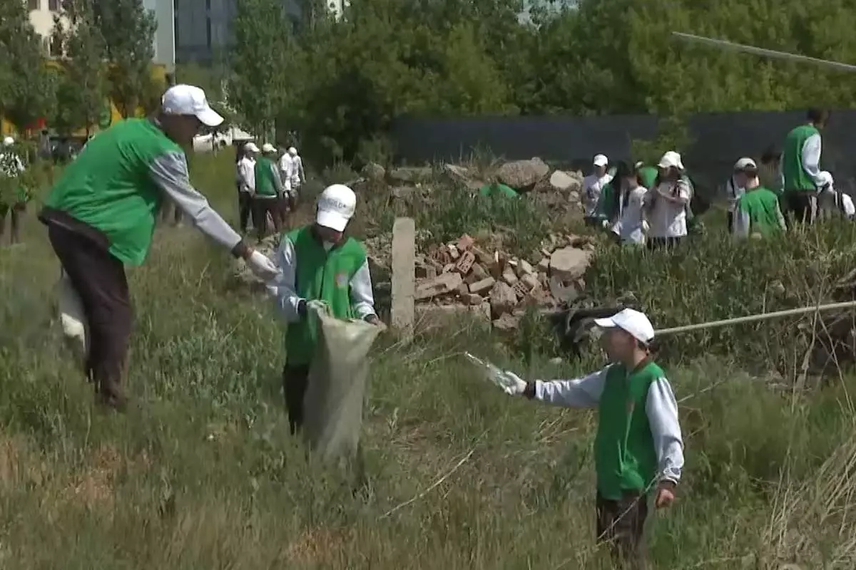 Қазақстанда жасөспірімдерге жазғы ресми жұмыс табуға көмектесетін бөлім пайда болды