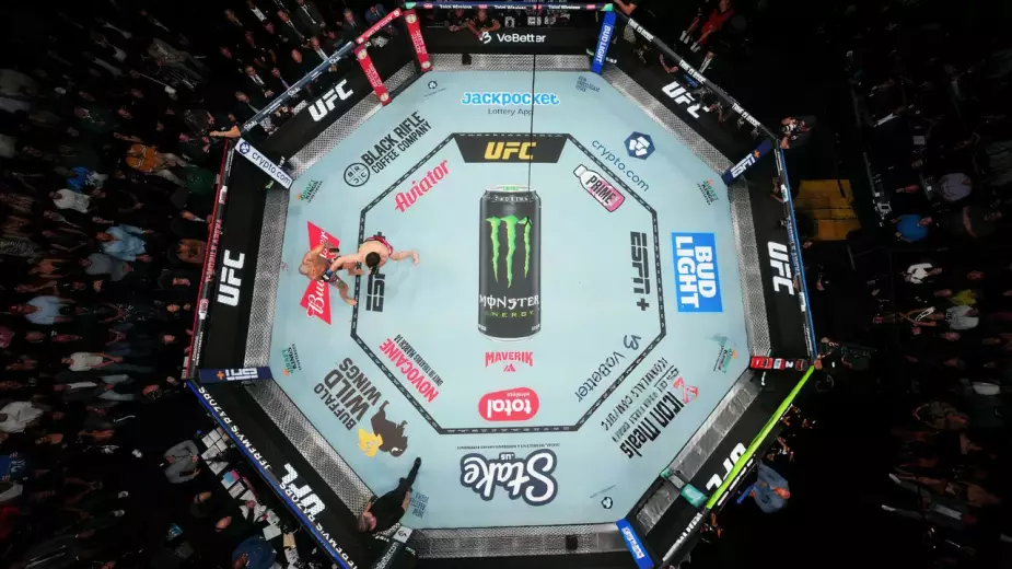 UFC опубликовал список уволенных бойцов. Кто в нем?