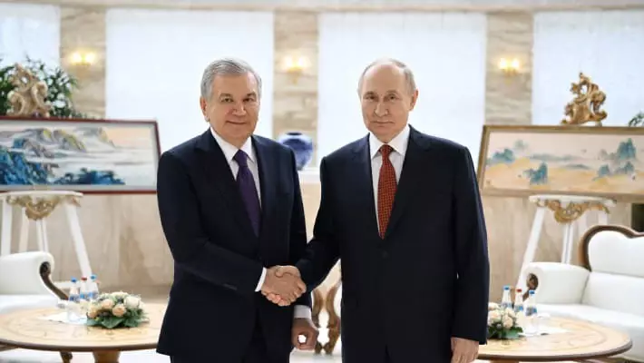 Мирзиёев и Путин обсудили график контактов на ближайшее время