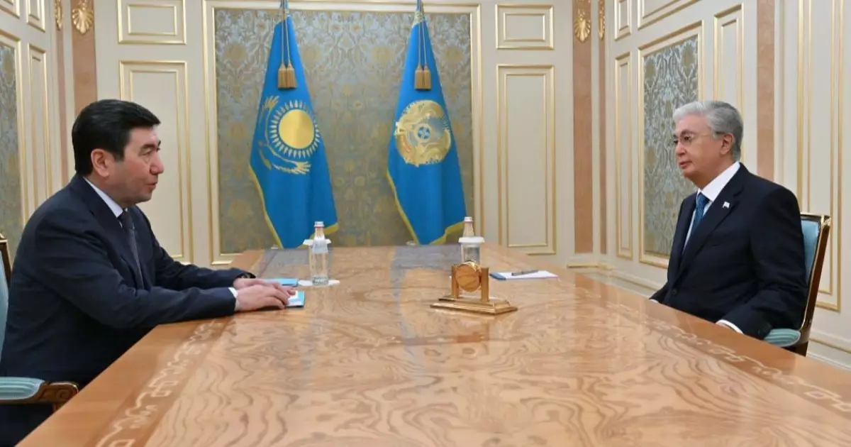  Мемлекет басшысы Мәжіліс Төрағасы Ерлан Қошановты қабылдады 