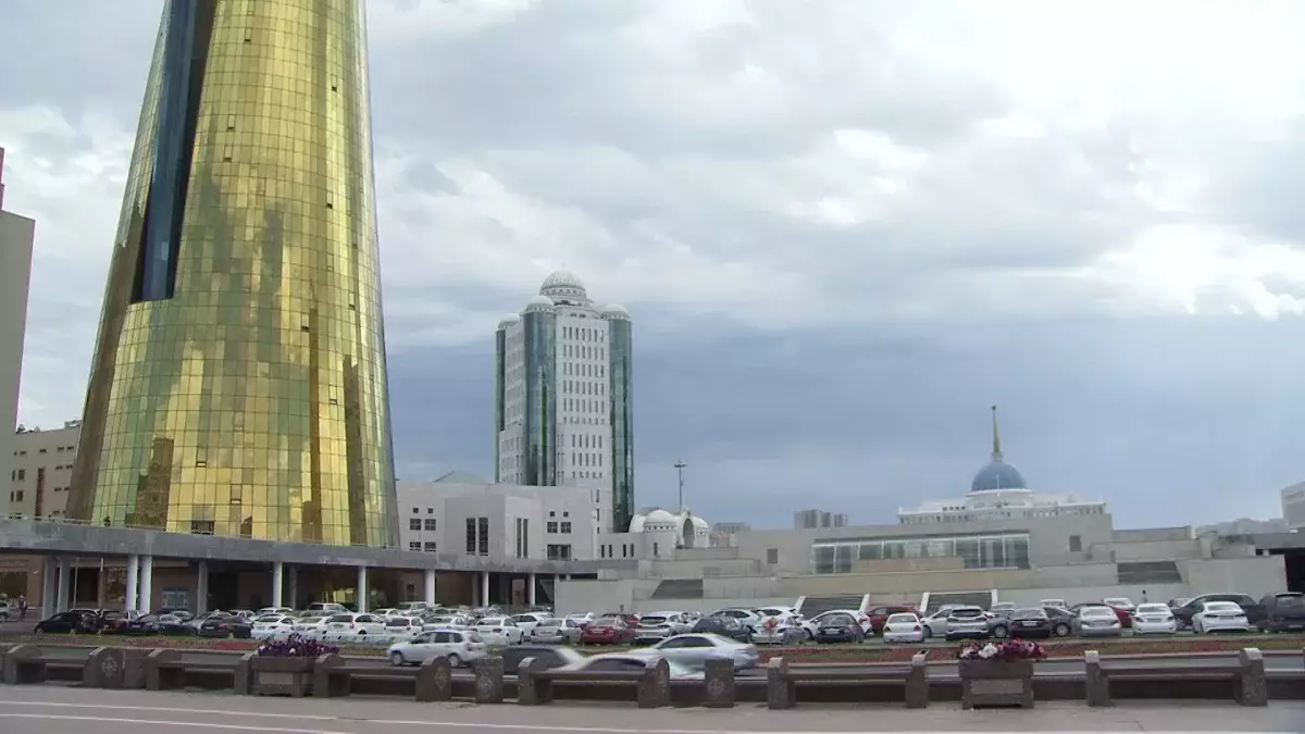«Алтын визаны» Қазақстанда кімдер ала алады