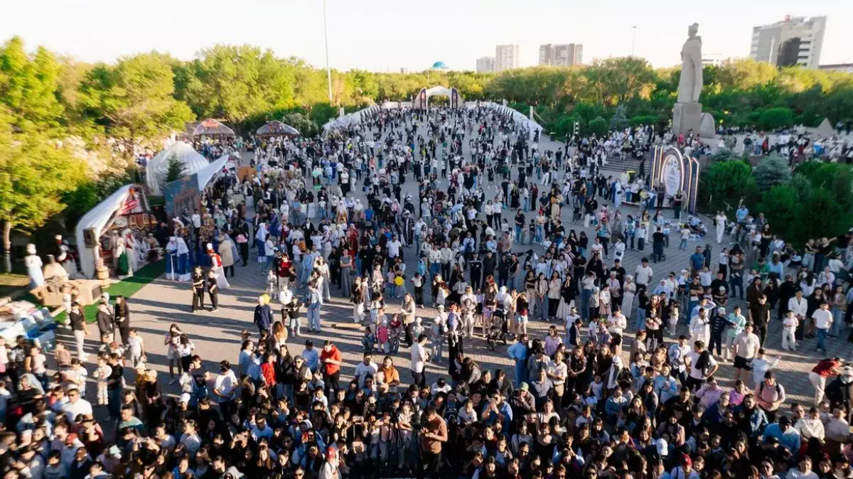 4000 изделий и дух Великой степи: в Атырау проходит «ШеберFEST-2026»