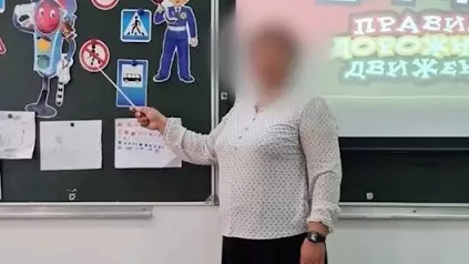 Атырауда ұйықтап жатқан әйелін 11 рет пышақтаған күйеуі сотта жылады