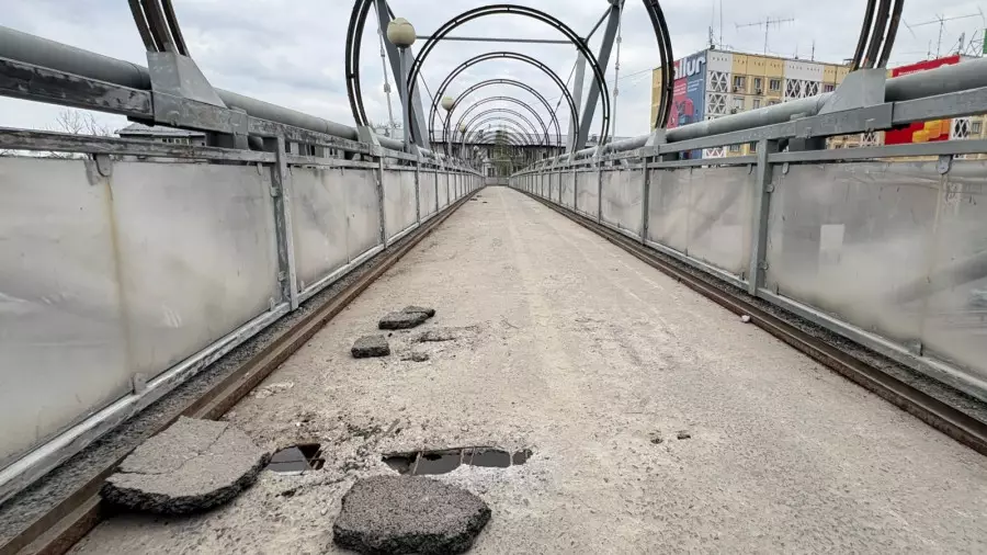 Атырау облысында әйел көпірден құлап мерт болды