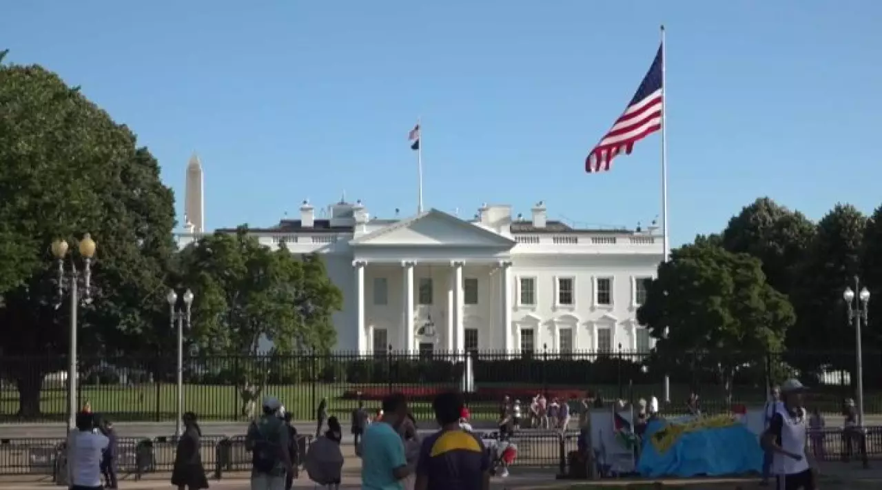 США меняют порядок получения грин-карты