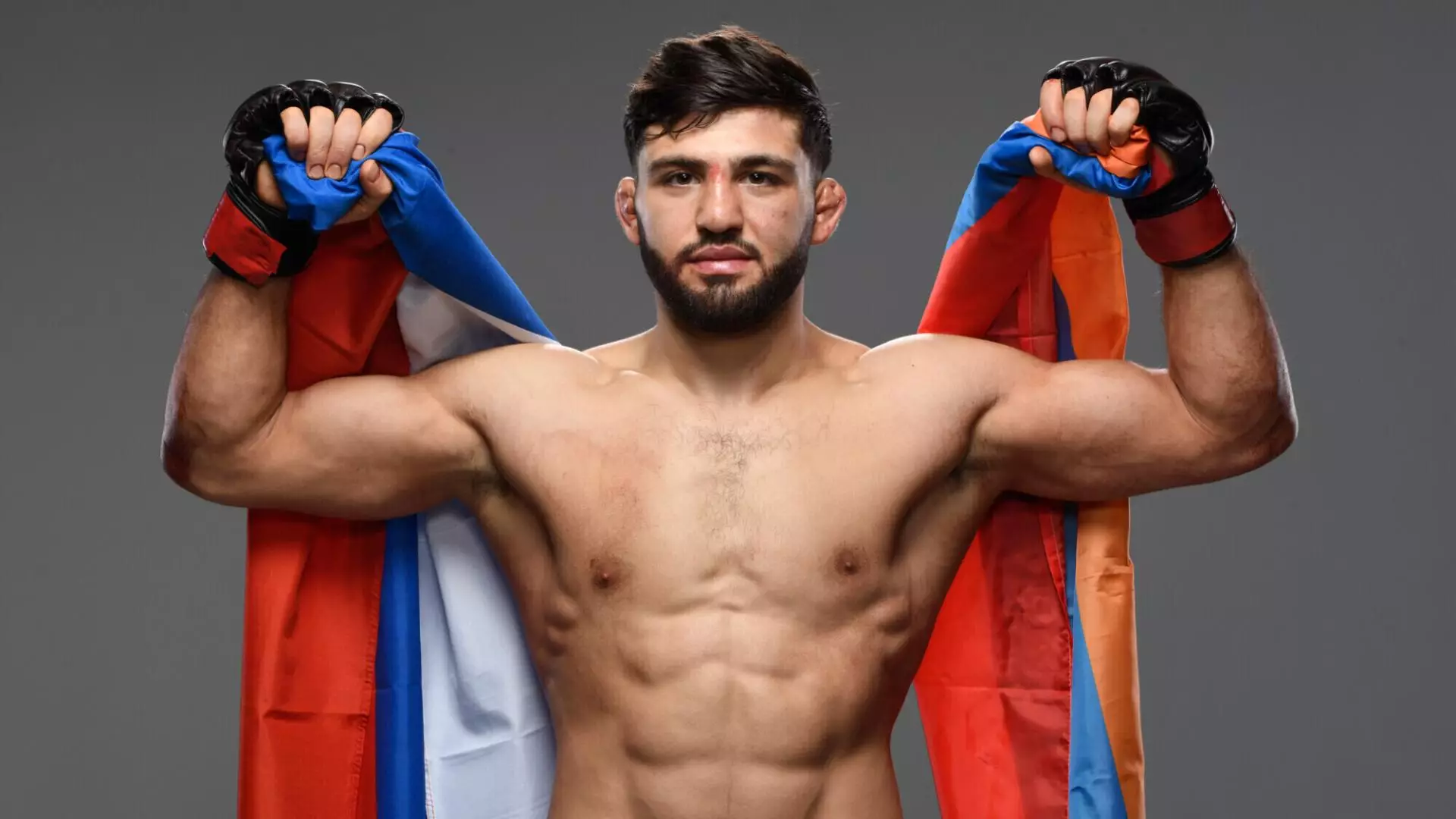 Боец UFC Арман Царукян продал право на музыку для своего выхода за 200 тысяч долларов