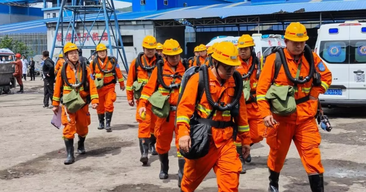  Қытай шахтасында газ жарылып, 82 адам қайтыс болды 