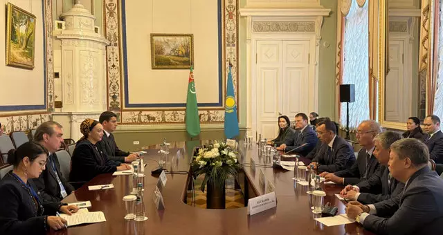 Туркменистан и Казахстан укрепляют межпарламентский диалог.