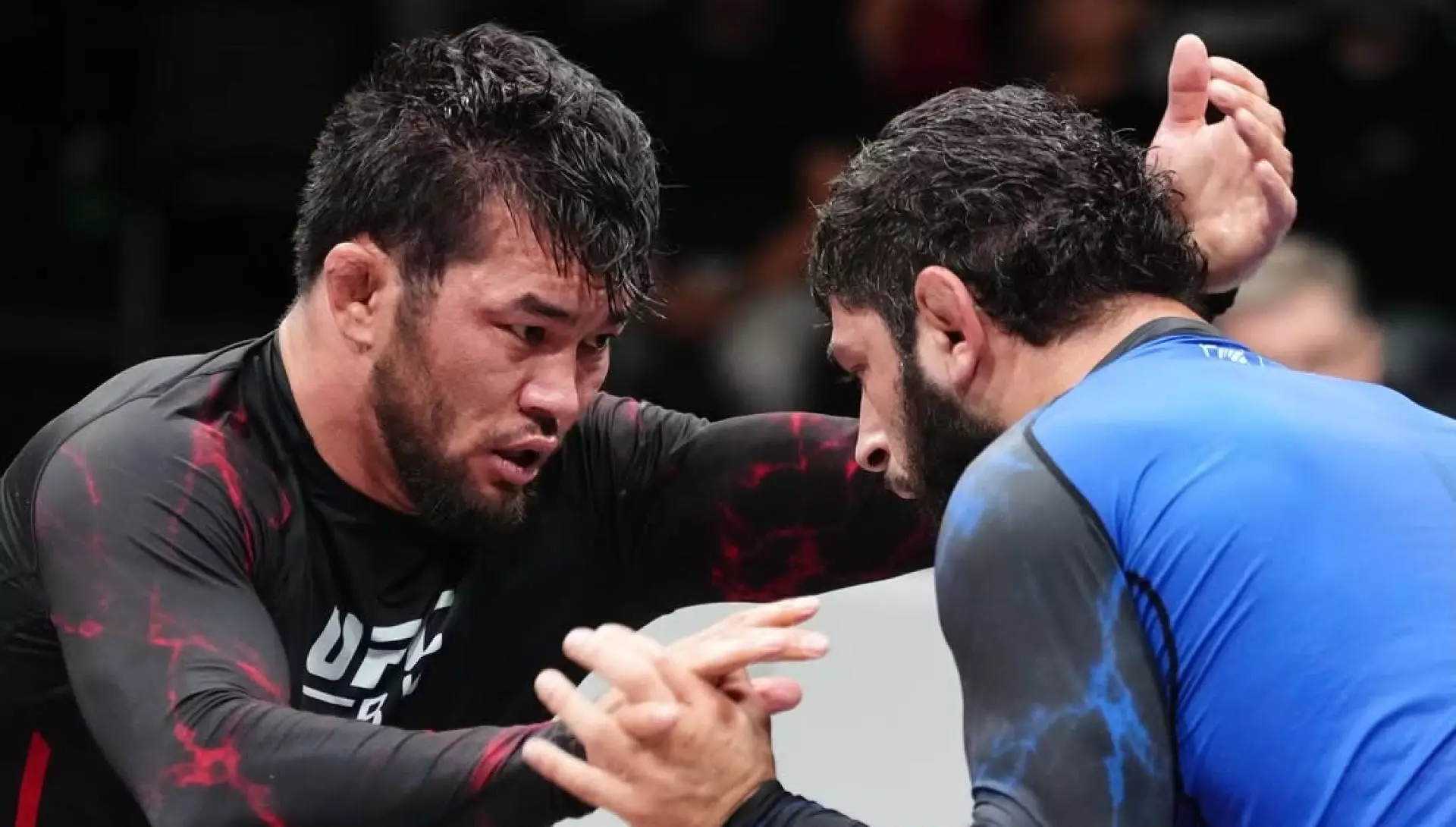 Казахстанец Азамат Бакытов дебютировал в новой лиге UFC