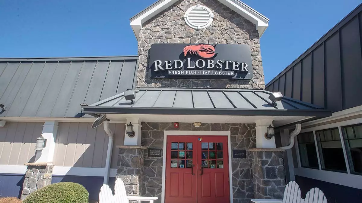 Крупнейший по сроку работы ресторан Red Lobster в США закрывается после 56 лет работы.