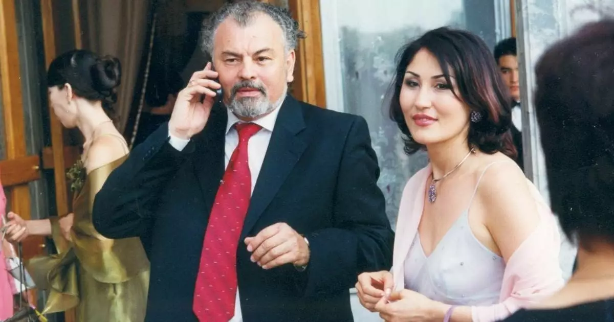  `Өз оқушыма ессіз ғашық болдым, кейін үйлендім`: Тұңғышбай Жаманқұлов жеке өмірі туралы айтты 