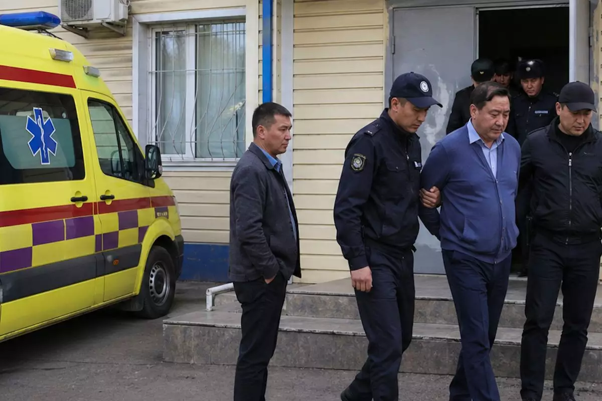 КНБ задержал семерых руководителей медучреждений в Западном Казахстане
