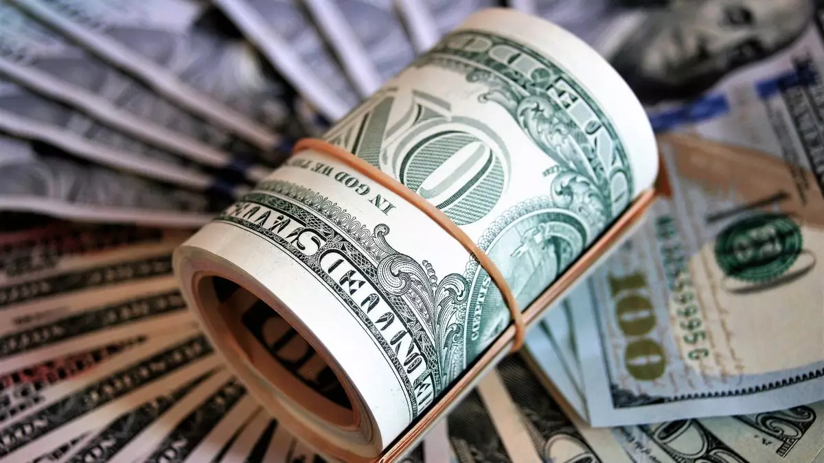 За сколько продают доллар, евро и рубль в обменниках Казахстана 24 мая