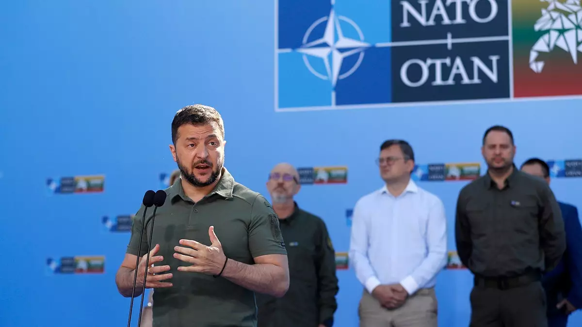 Поле боя Украины меняет будущее НАТО.
