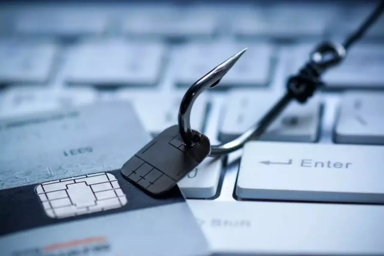 Аккаунттар мен SIM-карталарды өзгеге беру -қылмысқа серіктес болумен тең