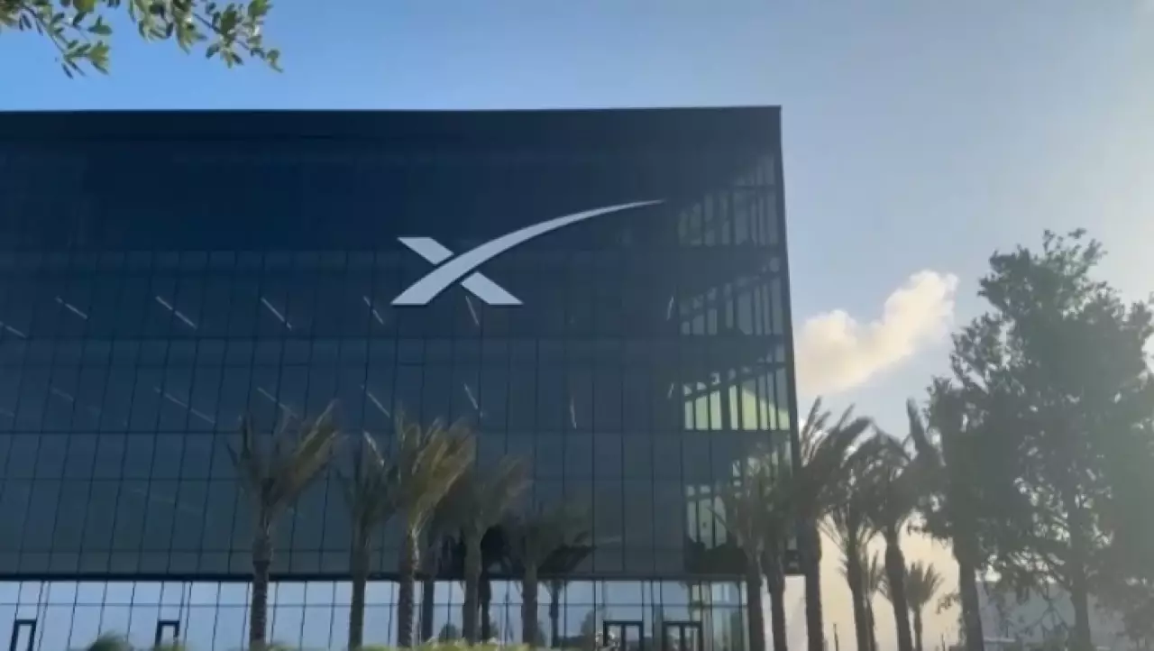 SpaceX раскрыла свои финансовые показатели