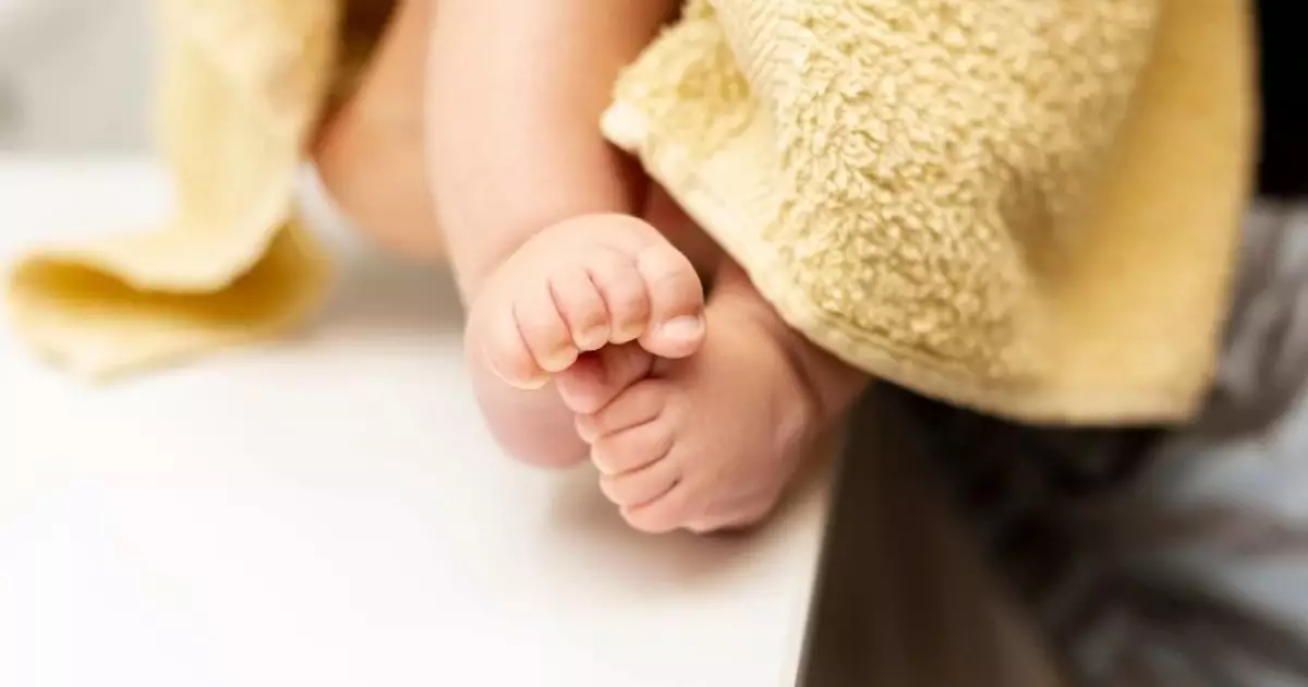  Ақтөбеде жаңа туған нәресте пакетке оралған күйі қоқыстан табылды 
