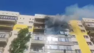 Балконы с 7 по 9 этаж загорелись в Алматинской области