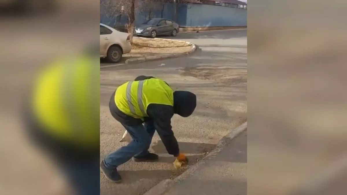 Тәтесін қызғанған павлодарлық сот шешімімен көше сыпырып жүр