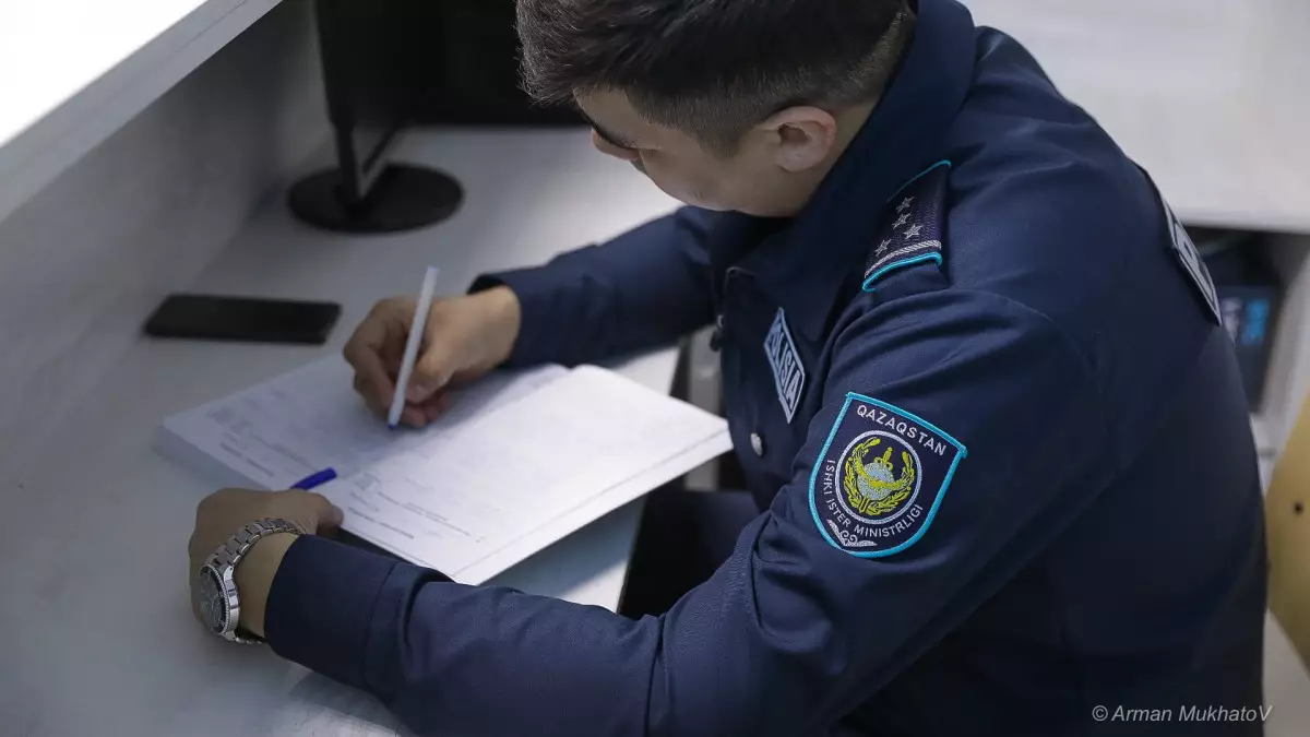 Қазақстанда 3 мыңнан астам жасөспірім полиция есебінде тұр