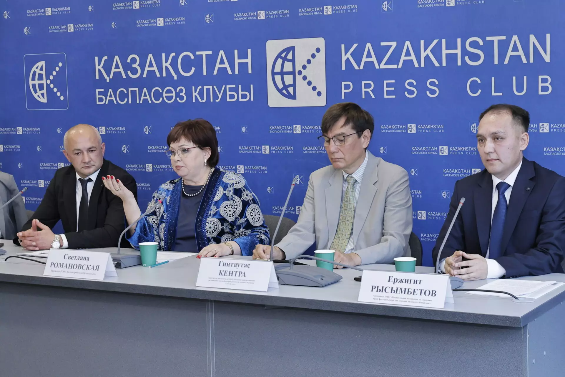 Хлор, дефектные фильтры и отсутствие маркировки: что нашли в контрабандных сигаретах в Казахстане