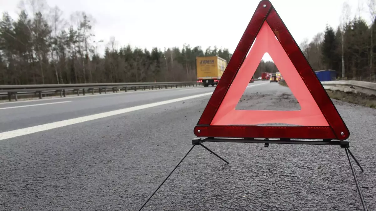  Петропавлда Porsche көлігі 12 жастағы қызды қағып кетті 