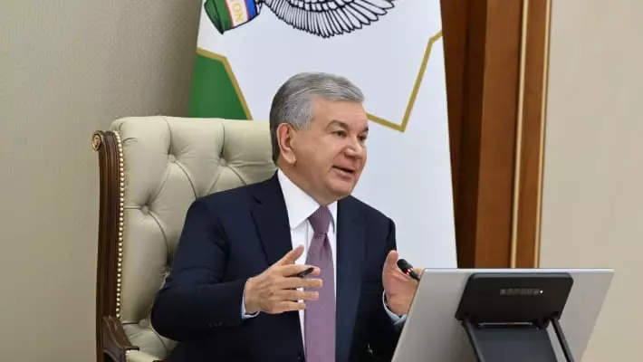 Мирзиёев одобрил повышение порога перехода на НДС для малого бизнеса