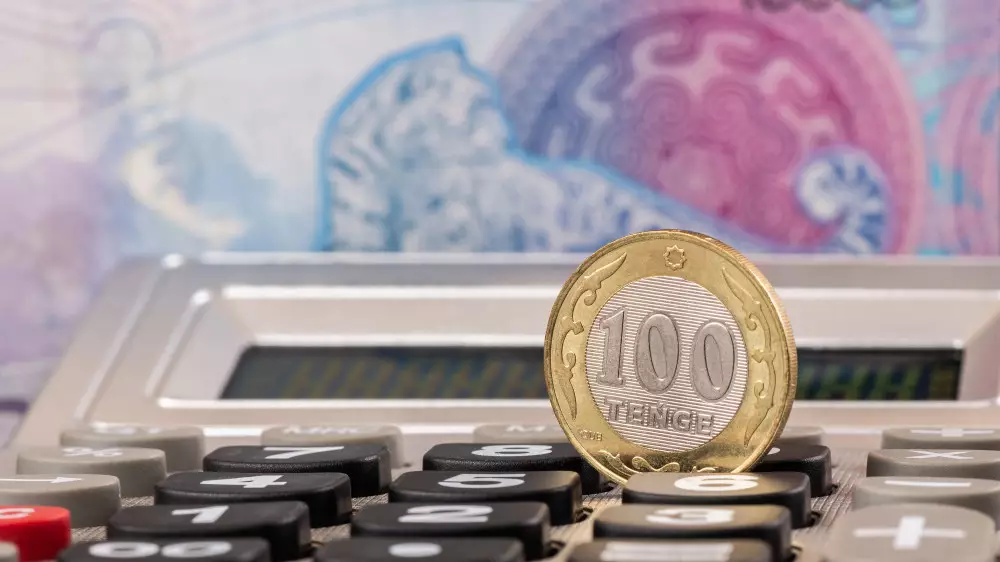Қазақстандықтар БЖЗҚ жаңа жеткілікті шегін есептеп көріп жатыр
